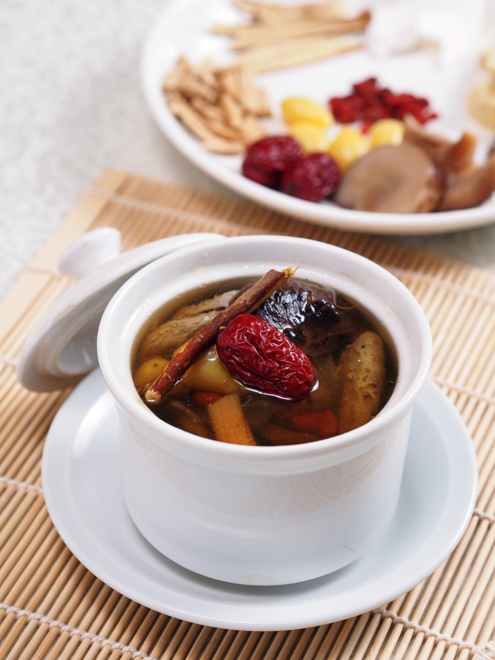 Sup herbal ayam jamur.jpg